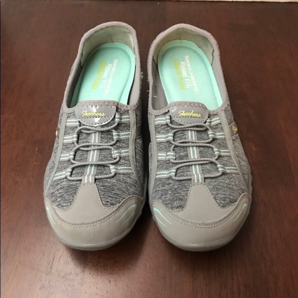 Skechers Breathe Easy Allure Sneaker
